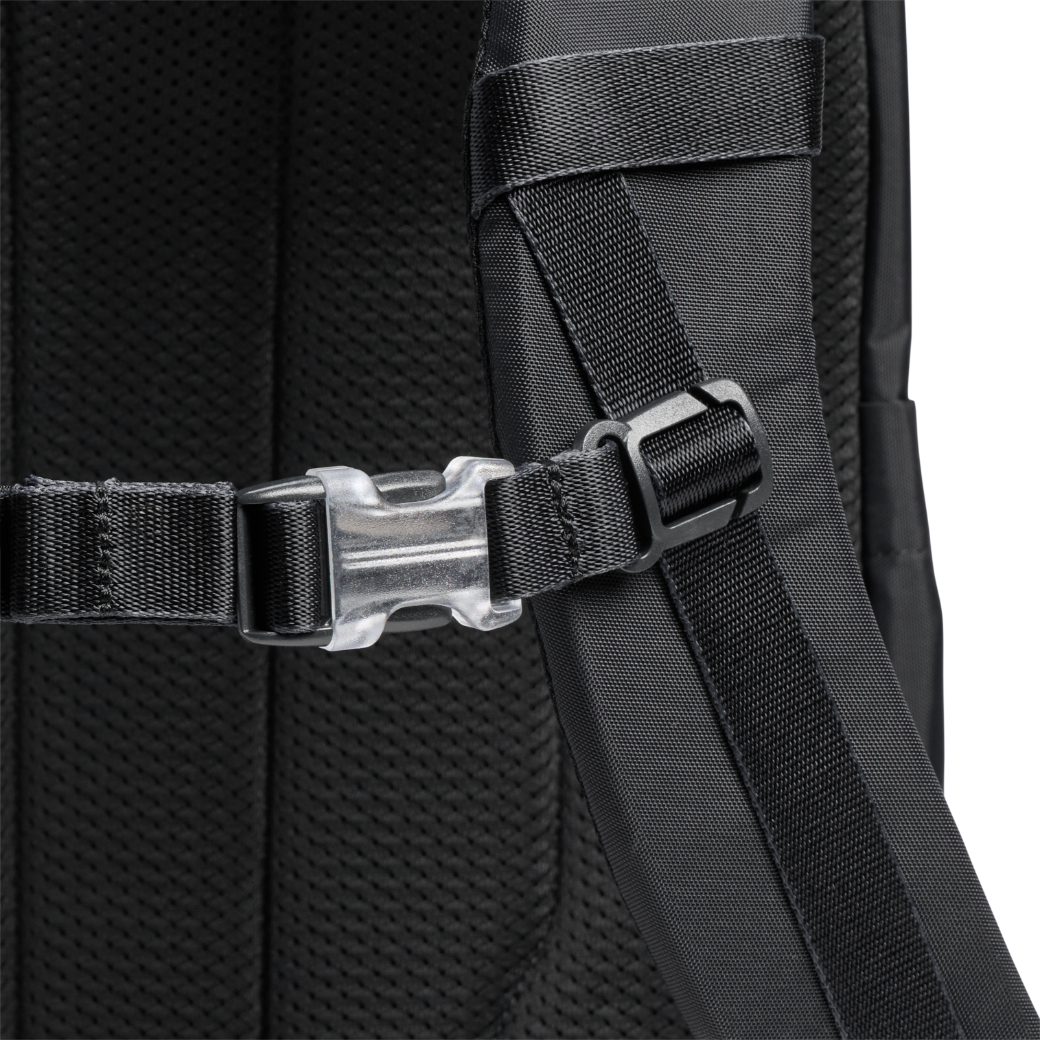 Web_PNG_Square-2024-12-03_TheVitalizeMacroMethodBackpack30.9QT-Black-DetailBack.png